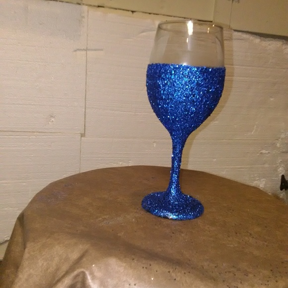 Meet your Posher, Ricky - Picture 5 of 8